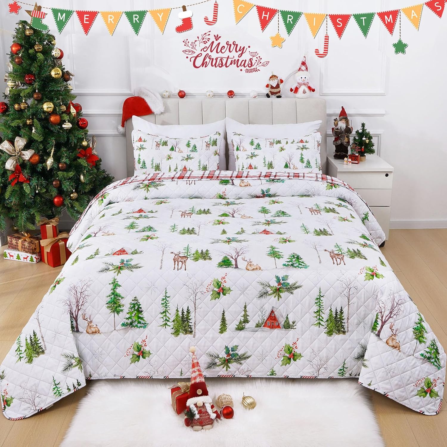FRAMICS 3Piece Christmas Quilt Set with Shams Holiday