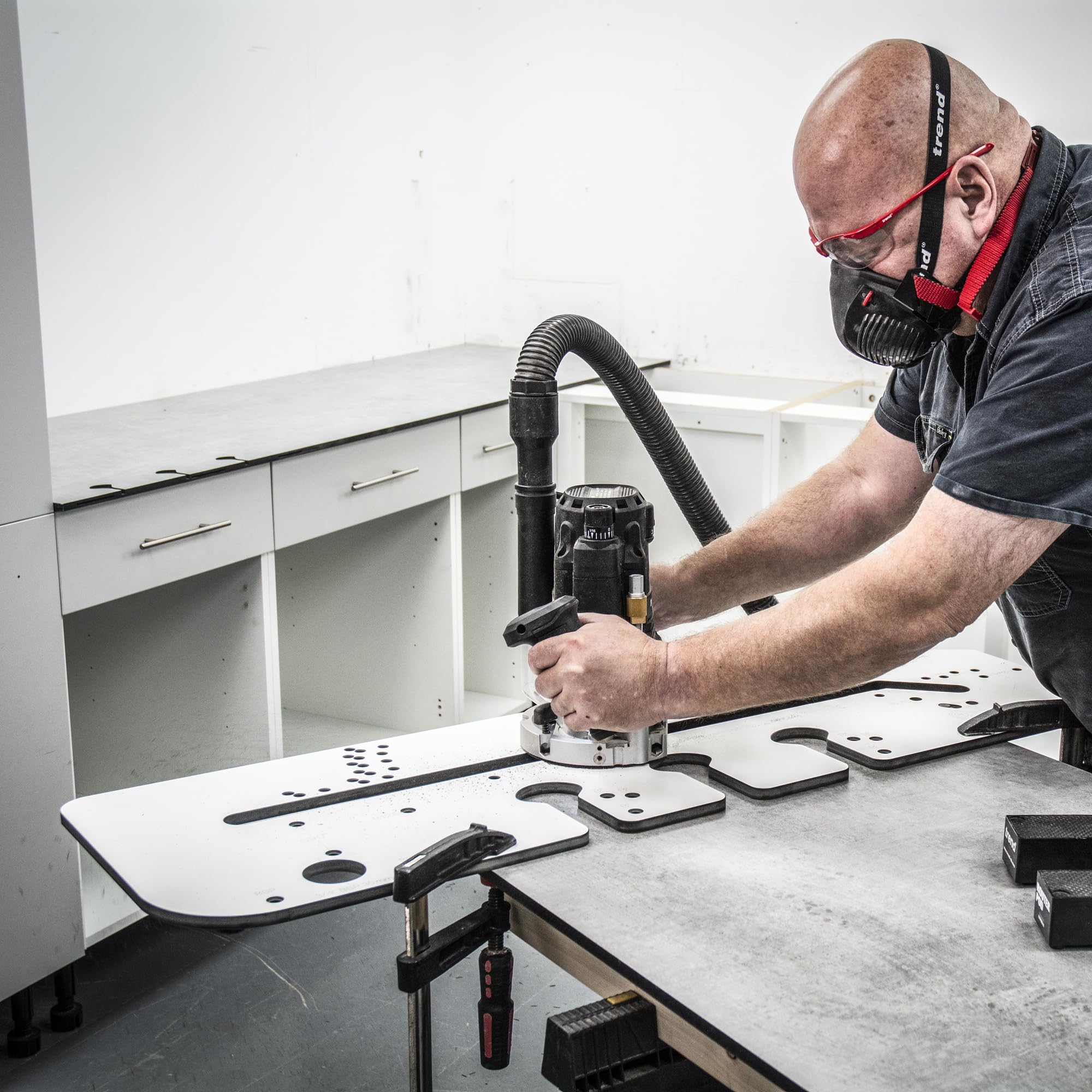 Trend Professional Plantilla Multi-Materiale per Giunzioni a Mitra Mason, Fino a 950mm di Larghezza, Allineamento Bordo Anteriore, KWJ950/PRO