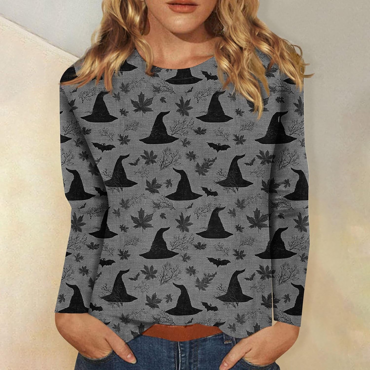 Womens Long Sleeve Crewneck Graphic Halloween Fall Shirts | Boho Plus Size Tops, Women's Printed T-Shirts, Horror Graphic Tees, Casual Outfits for Women, Camisas Para