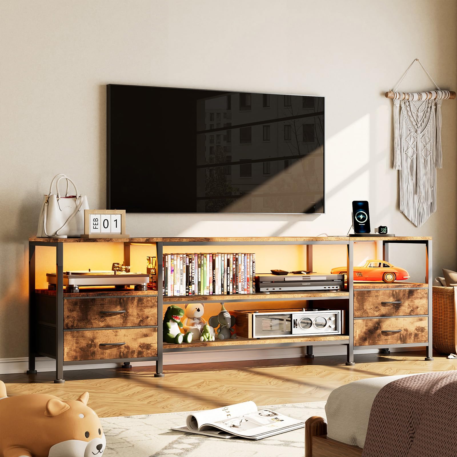 Mobile TV Legno, Mobile Porta TV con Presa e Striscia Luminosa a LED, Cassettiera in Tessuto con 4 Cassetti e 4 Ripiani Aperti,160x40x63 cm