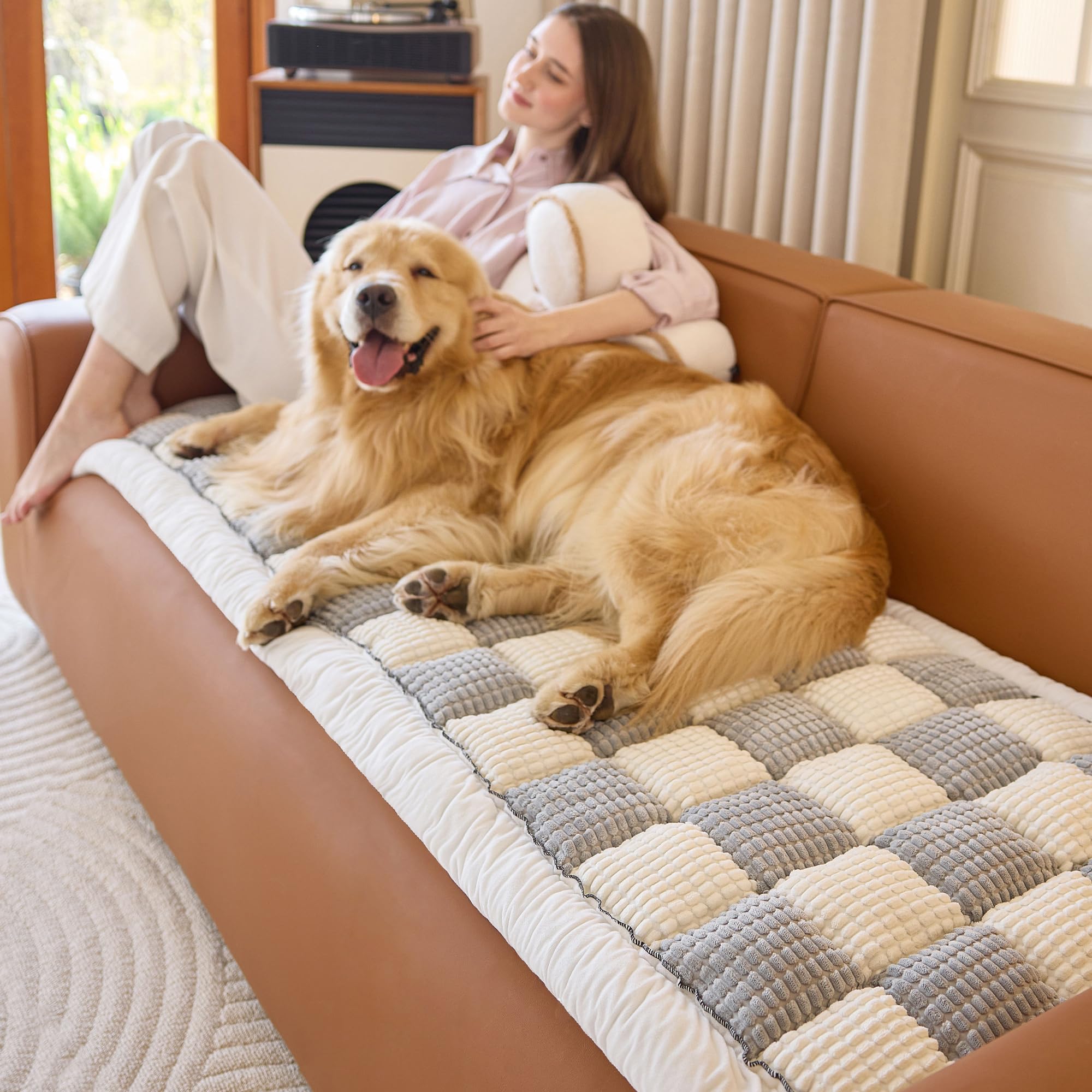 Haohighyoo Couch Covers for Dogs Washable,Thick Sofa Pads,Checkered Couch Cover Sofa Protector, Anti-Slip Fun Fuzzy Pet Friendly Sofa Cover, Dog Bed Mat for Couch,(Light Grey,27.5x82.6 inch)