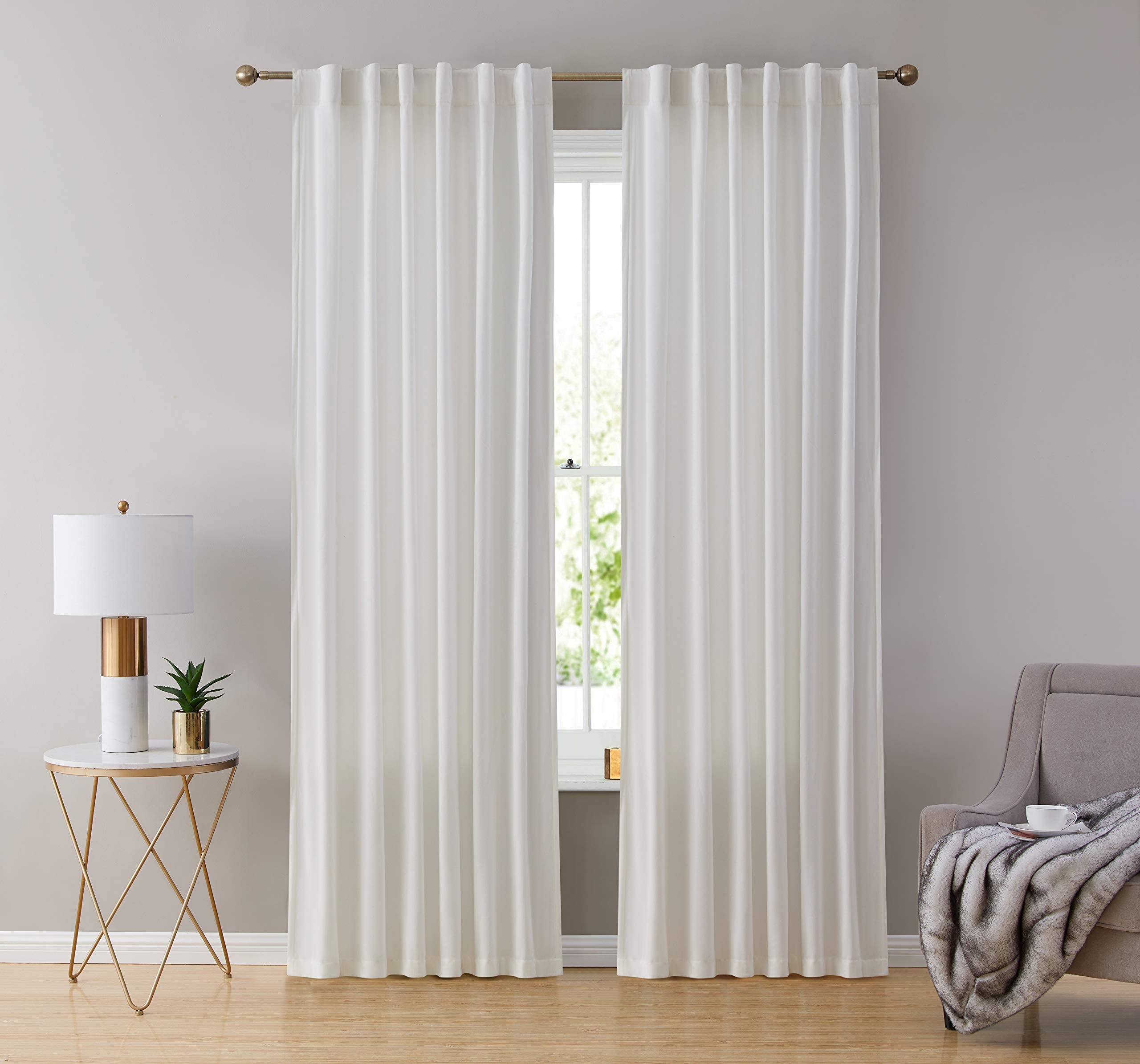 HLC.ME LOPEZ Vorhänge aus Kunstsamt, 244 cm – Vorhänge mit Samtgefühl, Schlaufen auf der Rückseite, Fensterbehandlungspaneele für Schlafzimmer & Wohnzimmer, 137 B x 244 L pro Paneel, Weiß (2 Stück)