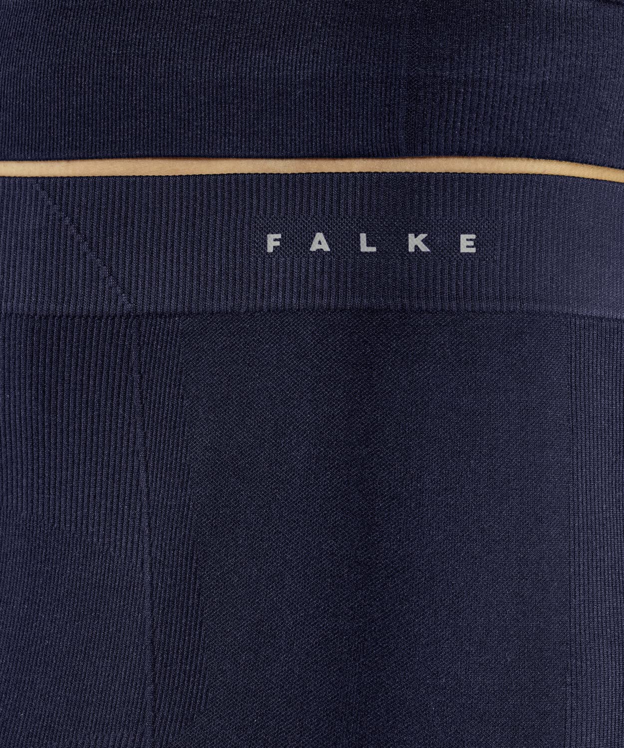 Falke Damen Maximum Warm 3/4 Funktionsunterhose schnelltrocknendes atmungsaktives nachhaltiges Funktionsmaterial kalte bis sehr kalte Temperaturen Funktionsunterwäsche 1 Stück | aus feuchtigkeitsregulierendem Material