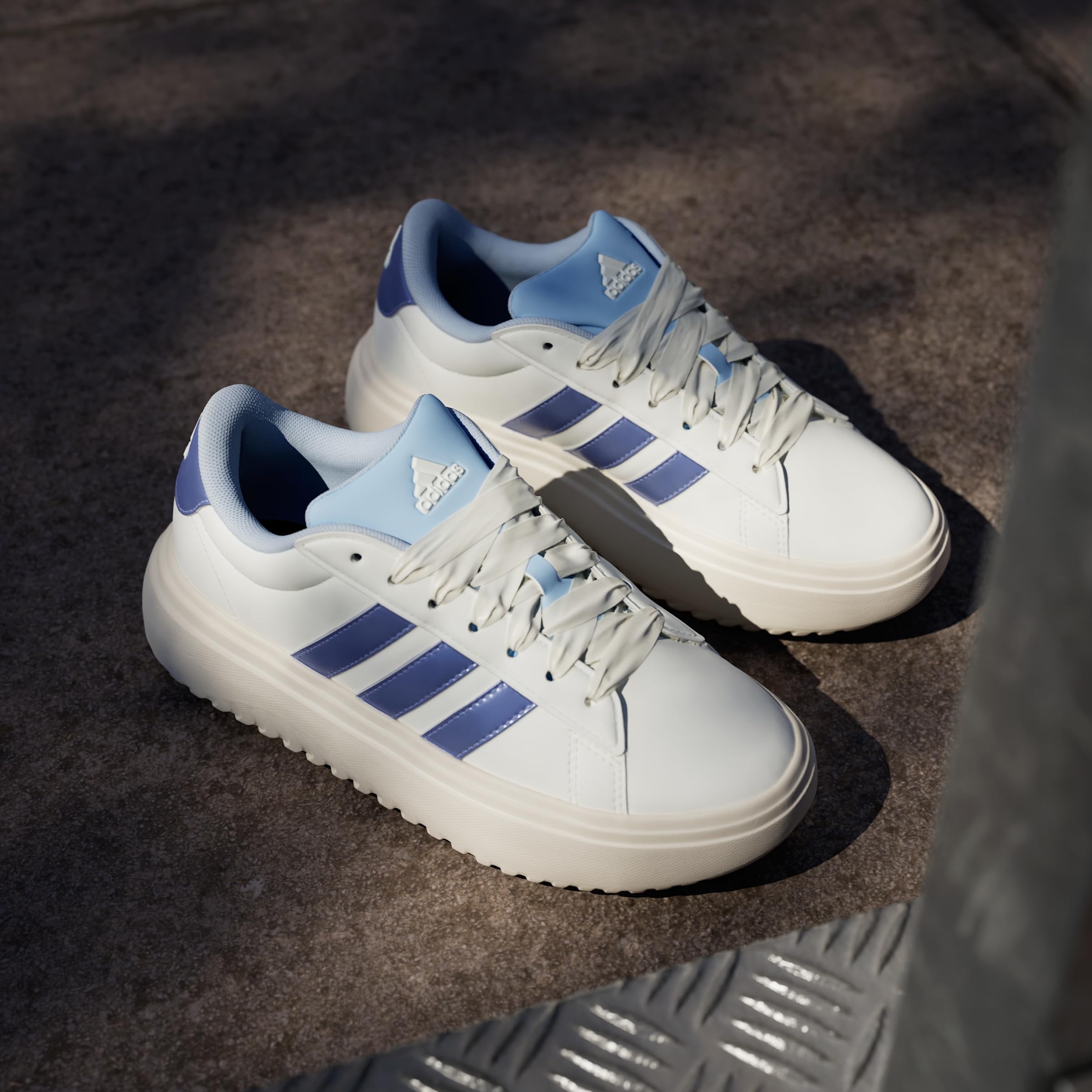 adidas Women's Zapatilla de Plataforma Grand Court
