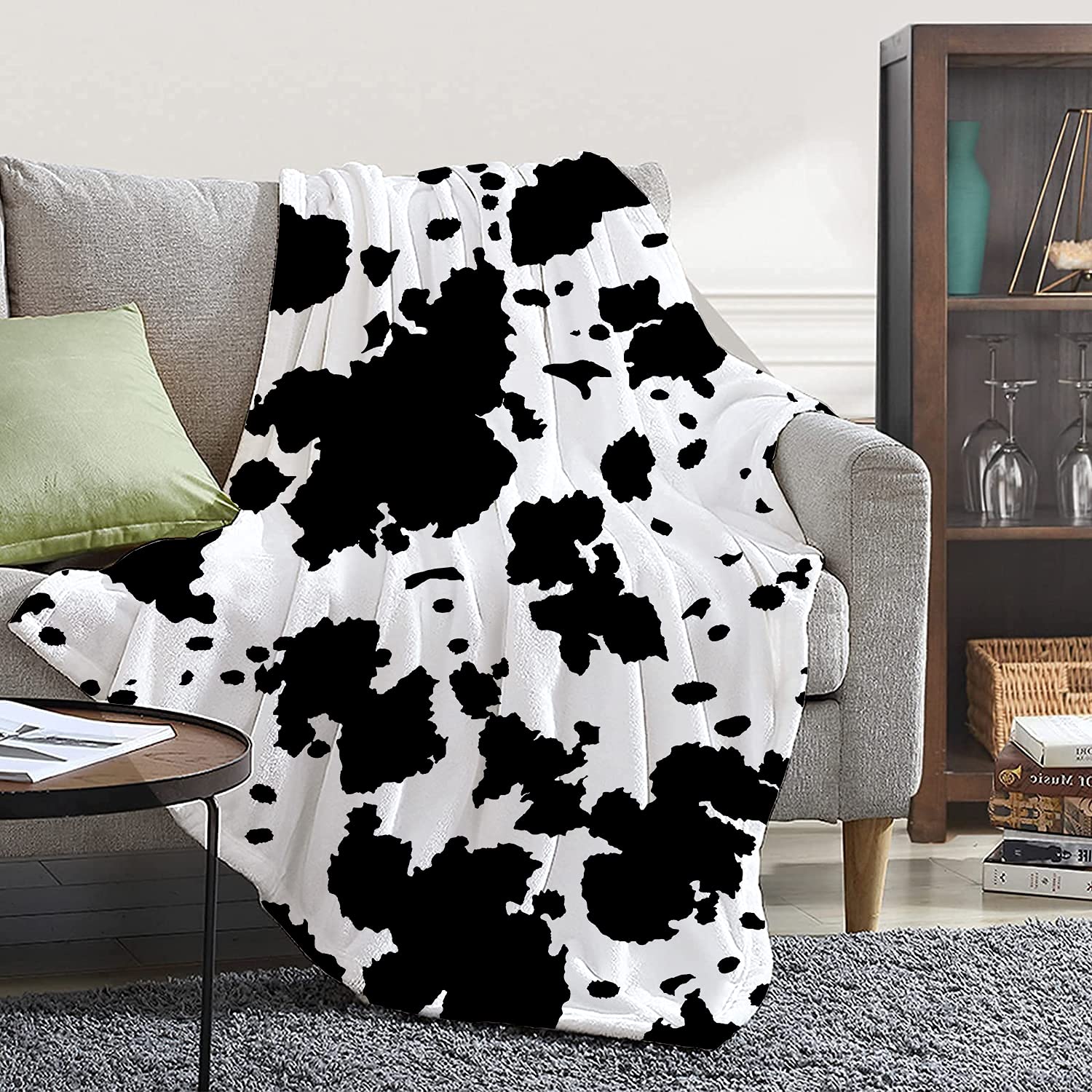 PEARDEN Cow Print Blanket Double Sided Soft Warm Cow Blanket Lightweight Travel Throw Blankets Cow Gifts Flannel Blankets for Boys Girls 50x60 inch
