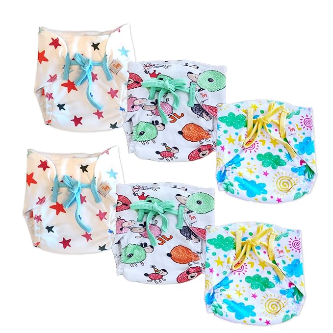 Superbottoms Super Nappy- Pack of 12 Printed- Soft, Organic Cotton Nappies for Newborn Babies with 100% Organic Cotton Padding (not Foam/Sponge) and with Gentle Elastics (Size 1)