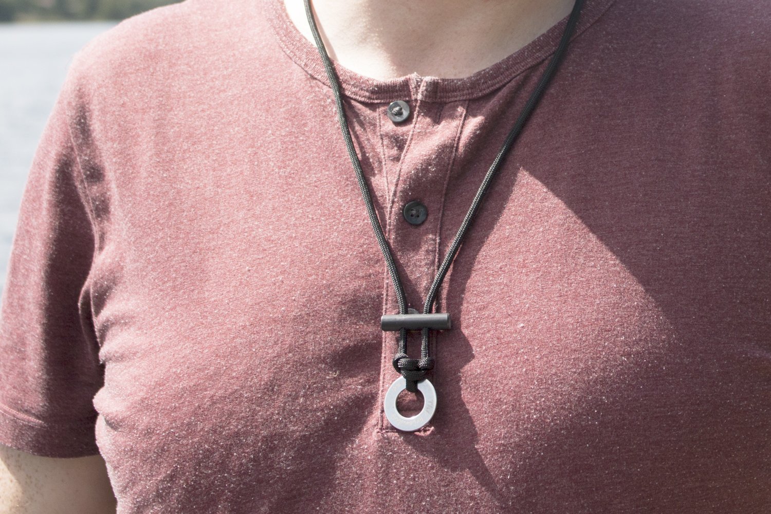 Collana Di Sopravvivenza BeRescued Con Acciarino E Paracord 550 – Regolabile, Impermeabile (USA)