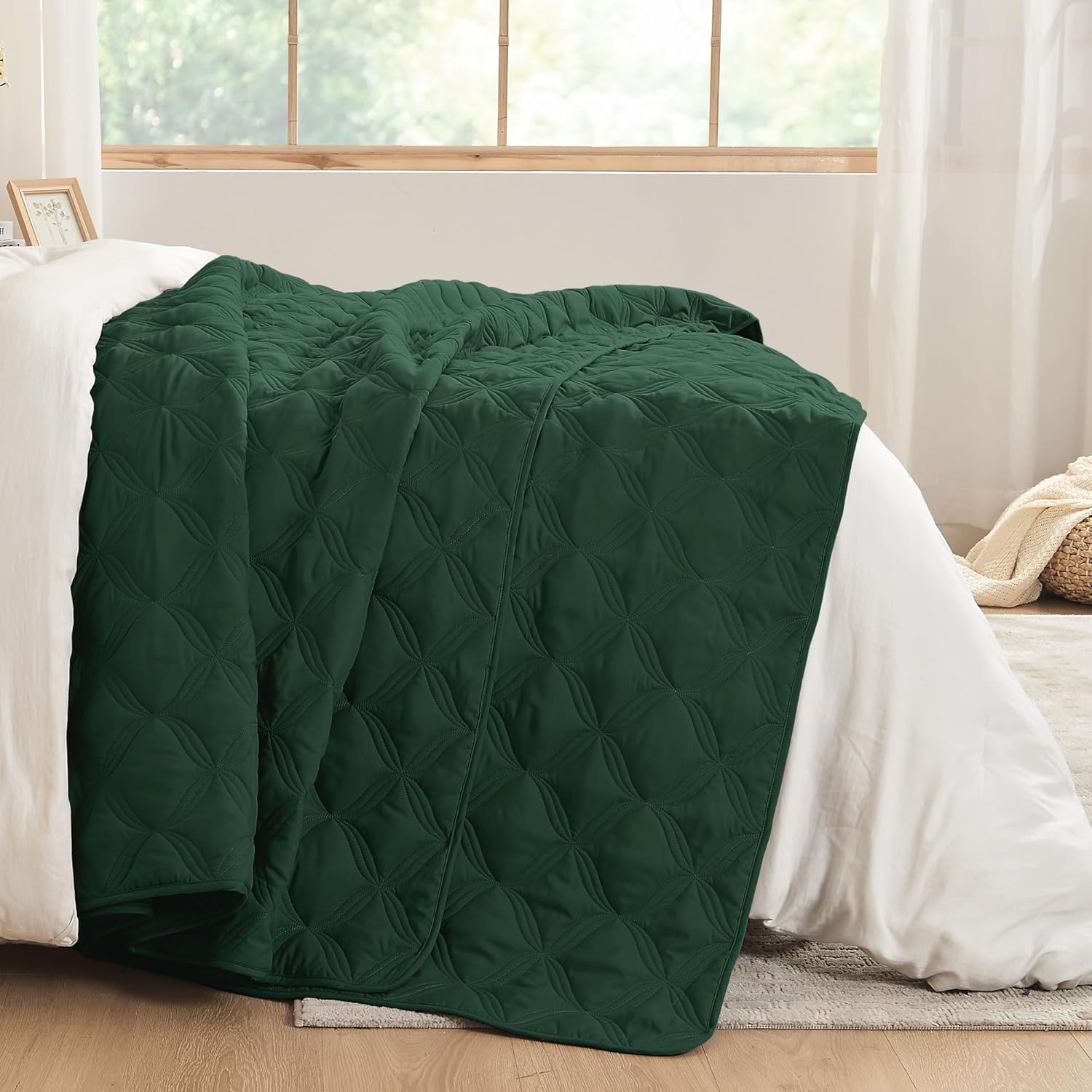 Litanika Oversized King Quilt Bedding Set,120x120Inch Super King Emerald Green Comforter Bedspreads Lightweight Bed Coverlets Boho Bedding Cover Decor All Season, 3 Pieces (1 Quilt, 2 Pillowcases) - Image 3