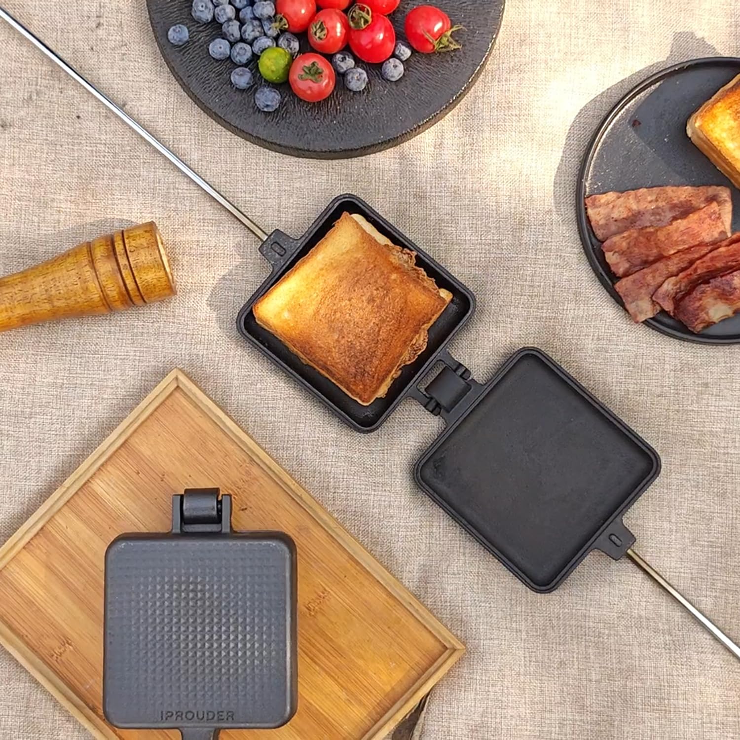 IPROUDER Campfire Pie Iron 4.9