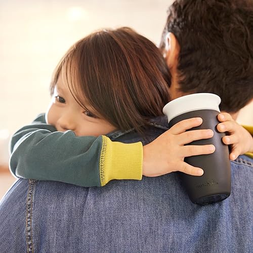 Miniatura 8 de Munchkin Vasos para niños pequeños de 1 a 3 años, a prueba de derrames, Miracle 360 tazas, 10 onzas, paquete de 2, negroblanco