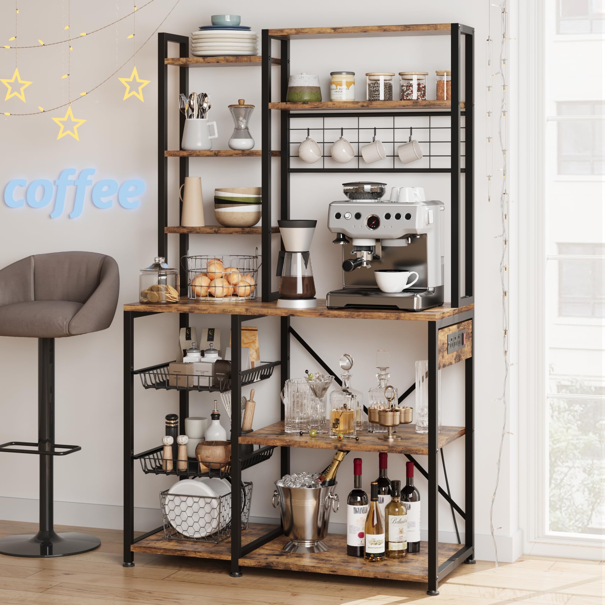 GarveeHome Küchenregal mit 6 Ebenen & Steckdosen – LED-Beleuchtung, Metall-Obstkorb, 4 Haken – Backofenregal für Mikrowelle, Kaffeestation, Esszimmer – Modernes Design – Black