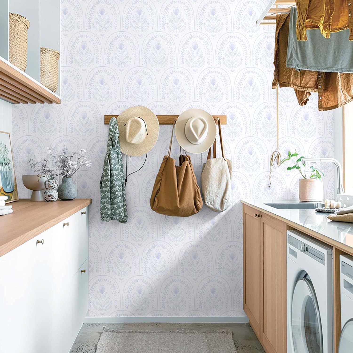 Abyssaly Blue and White Floral Peel and Stick Wallpaper Modern Boho Vintage Contact Paper for Bathroom Kitchen Removable Self Adhesive Vinyl Waterproof Renter Friendly Wall Paper 17.5 in X 393.7 in