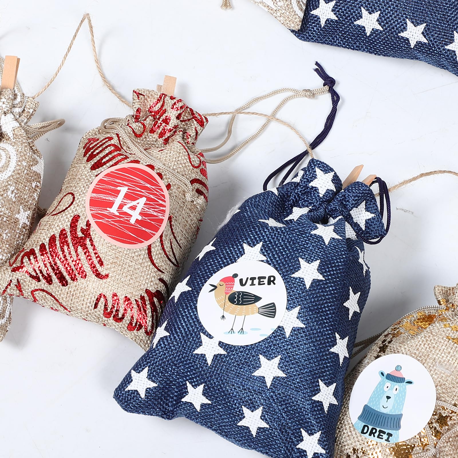 VALICLUD Sachets Cadeaux Jute pour Noël Petits Sacs à Cordon pour Calendrier de Jours Sachets de Bonbons Festifs Accessoires pour Compte à Rebours de Noël
