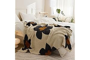 Cupcakes and Cashmere: Floral Microfiber Throw Blanket
