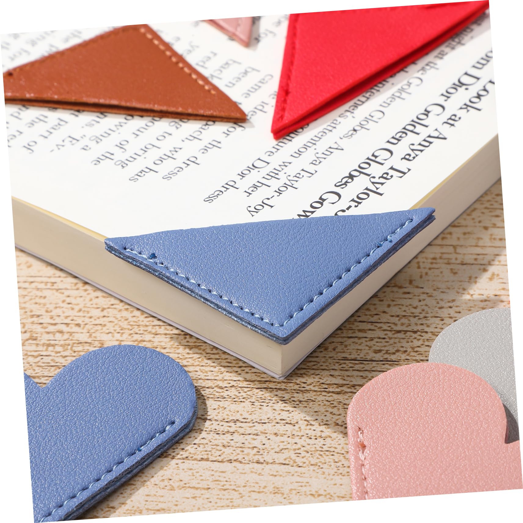 Amazon | EXCEART 12個革製コーナーページしおり ハート形 三角形