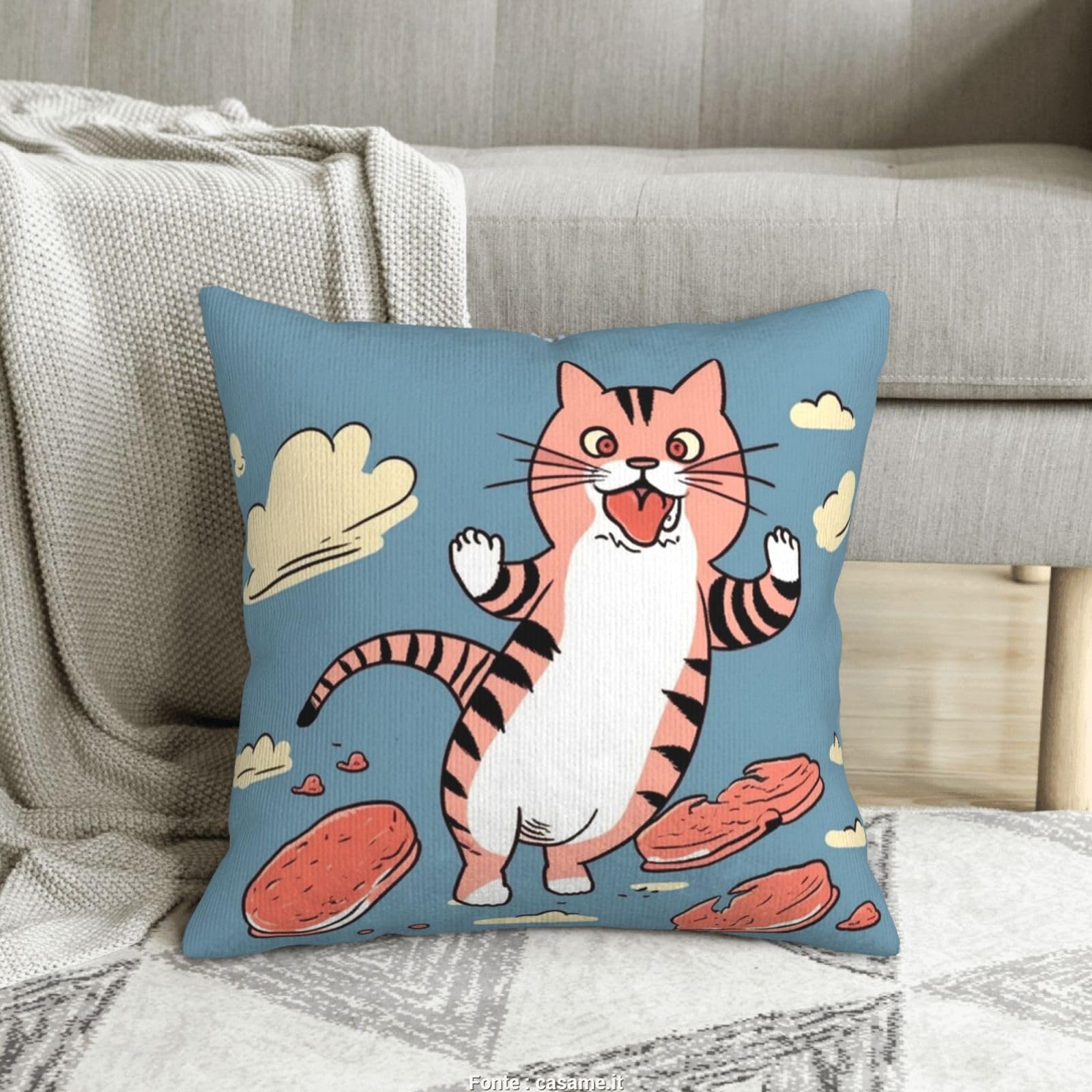 Housses de coussin velours chat pour décorer un salon cosy