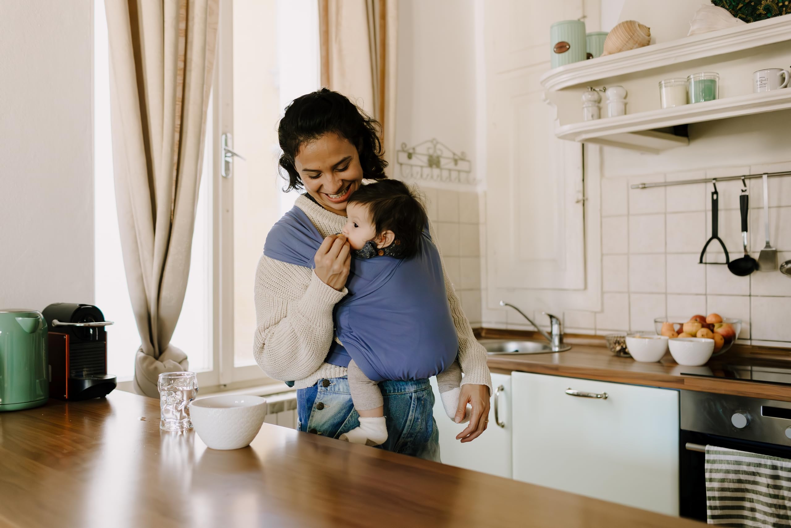 Boba Bliss Porte Bébé Pour Nourrissons/Jeunes Enfants Pesant Entre 3,2 et 16 kg, Hybride et 2 en 1, Écharpe de Portage Bébé Sans Nœud, Bon Positionnement des Hanches (Vintage Navy Blue) - 4