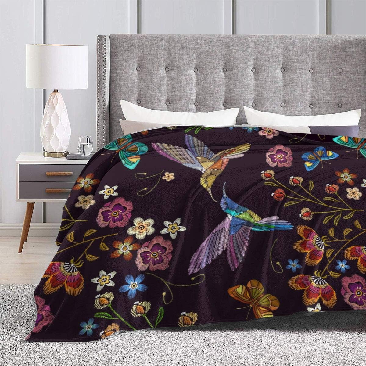 Hummingbird Bird Fleece Throw Blanket Ultra Soft Cozy Blooming Flowers Decorative Flannel Blanket All Season for Home Couch Bed Chair Travel 80x60in