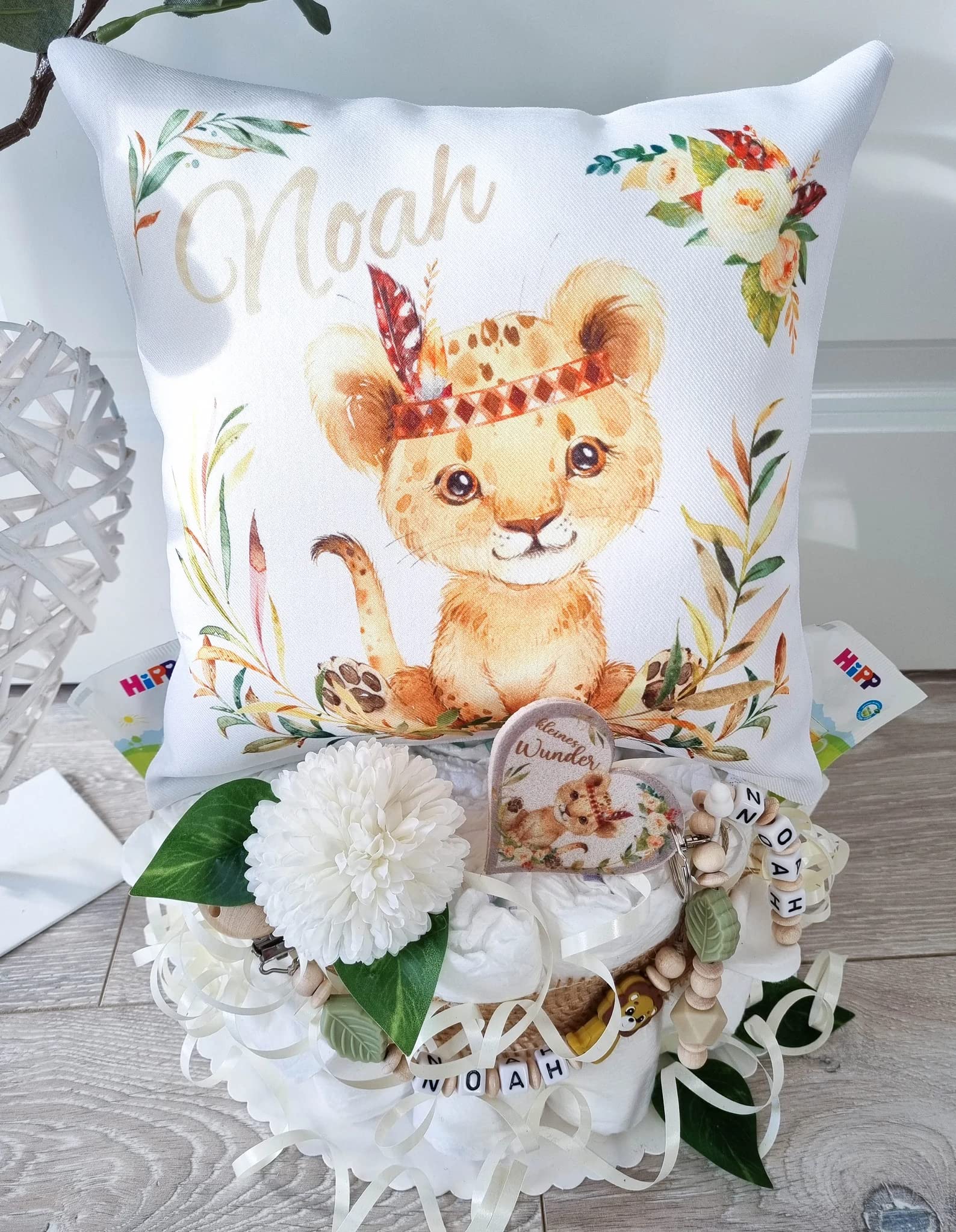 Windeltorte mit Name - Kuschelkissen Löwe Junge I Geschenk, Babyparty, Geburt oder Taufe + gratis Grußkärtchen