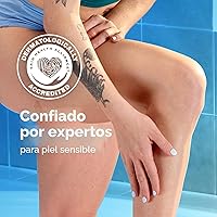 Vista 5 de Gillette Venus Mango de maquinilla de afeitar extra suave y sensible dorado para mujer + 2 recambios de cuchilla, incluye soporte de ducha