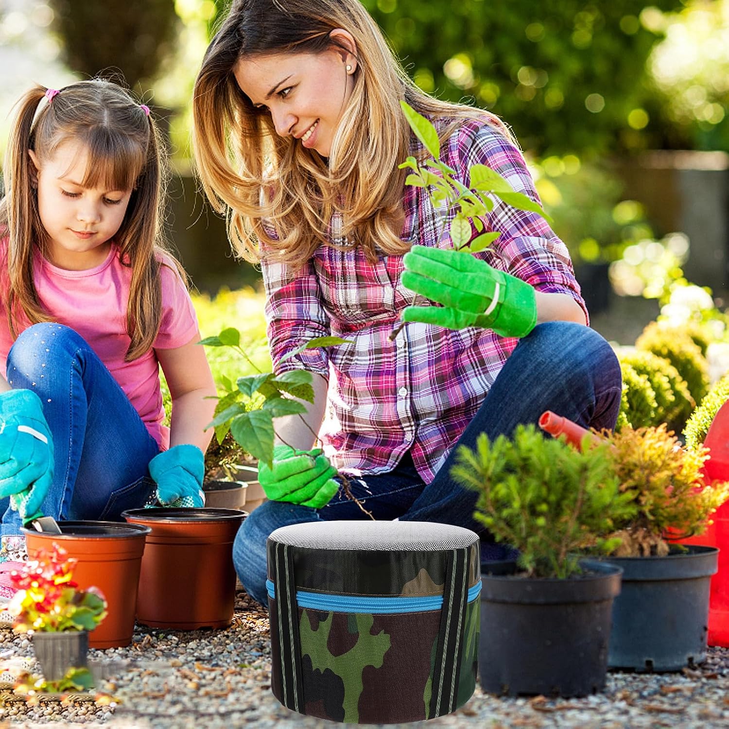 TOYANDONA Portable Foam and Cloth Work Stool for Gardening and Outdoor Use