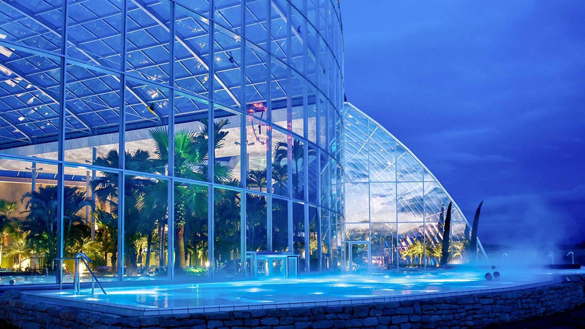 JOCHEN SCHWEIZER Geschenkgutschein: Wellnessurlaub Therme Sinsheim und Technikmuseum für 2 (5 Nächte)