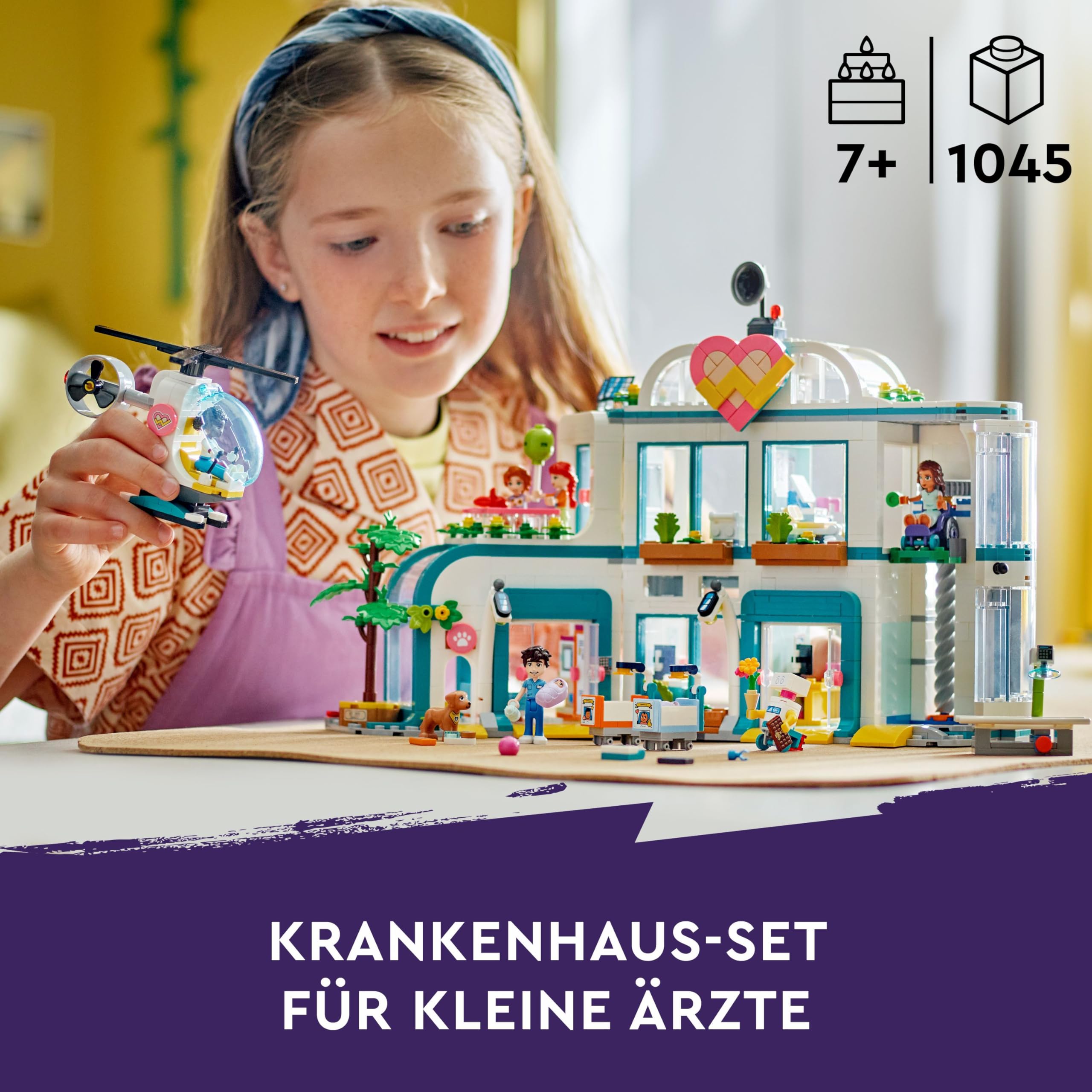 LEGO Friends Heartlake City Krankenhaus, Set mit Spielzeug-Hubschrauber und Figuren inkl. Autumn und Hund, Arzt-Spielzeug für Kinder, Geschenk für Mädchen und Jungen ab 7 Jahren 42621
