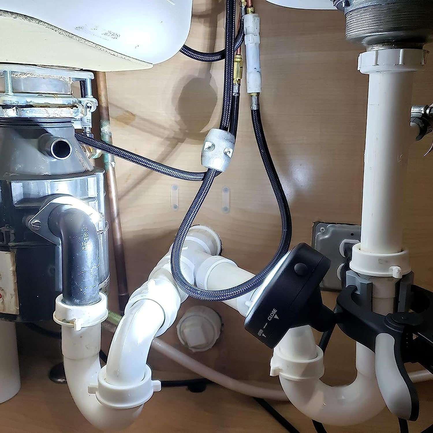 ULLMAN Devices Corp - CLAMP Work Light