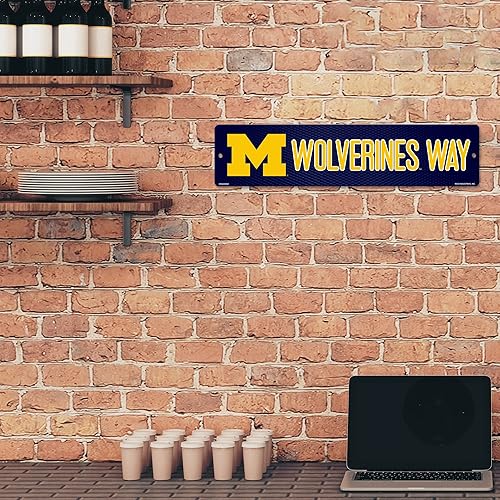 Vista 3 de Rico Industries Letrero de plástico de la NCAA de plástico de 4 x 16 pulgadas Alternativo