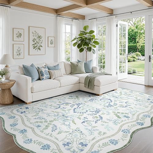 DCX Blue and Green 9x12 Botanical Scalloped Rug