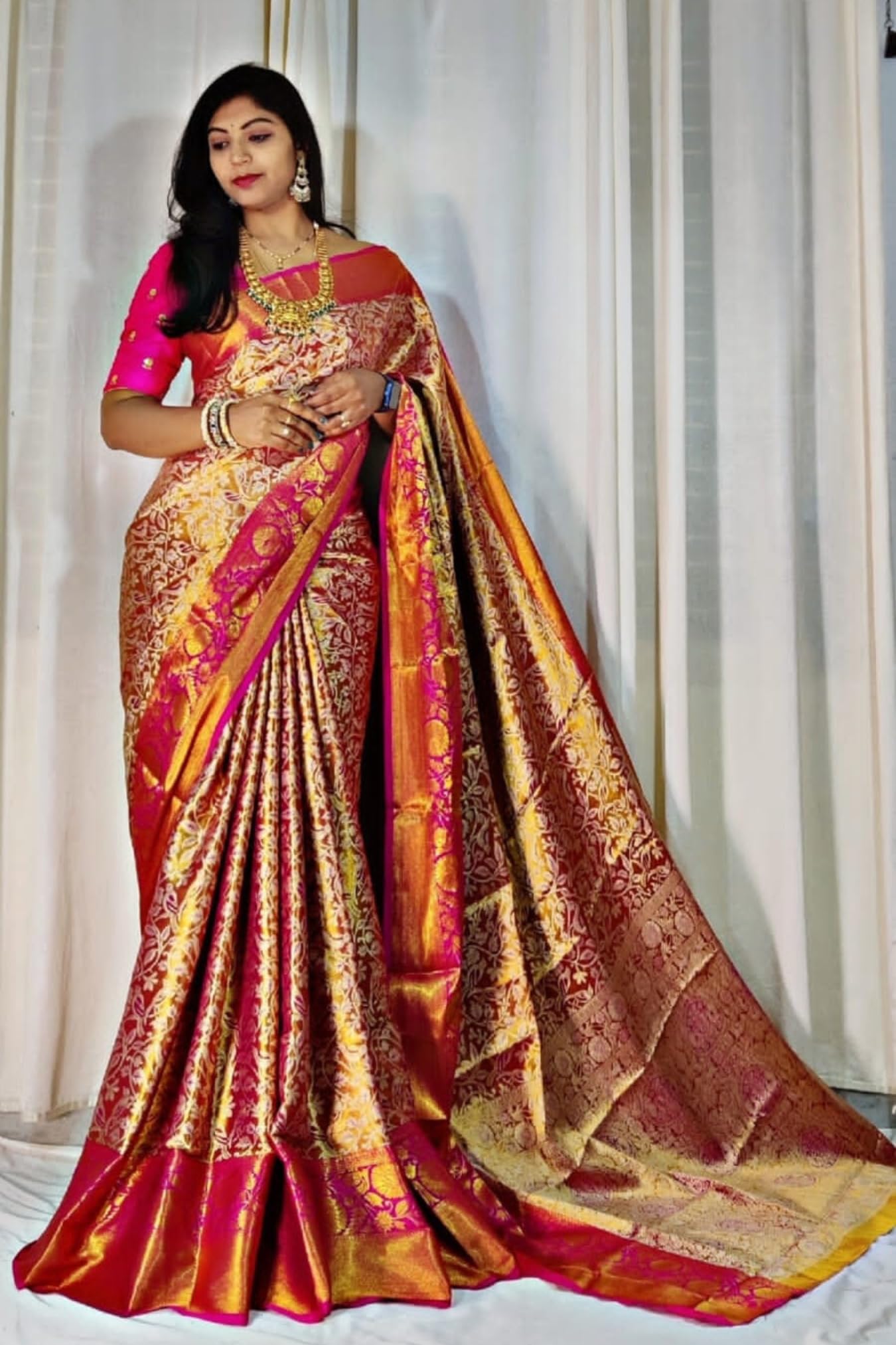 SGF11- Women's Kanjivaram Pure Soft Silk Handloom Saree Pure Golden Zari With Blouse Piece