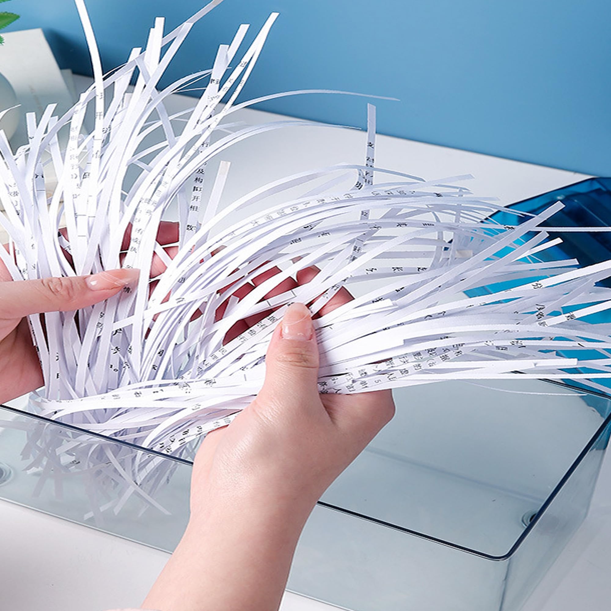 A6 kleiner manueller Schredder, unter Silikon Anti Rutsch Schredder, verwendet für Dokumente, Home Office, Desktop Zubehör, Kleine Tragbare Papiermaschine mit geradem Schneidwerkzeug