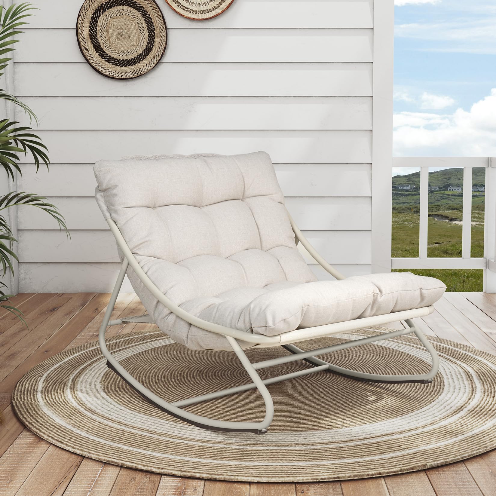Grand patio Fauteuil à Bascule d’Extérieur avec Coussin – Chaise Relax Ergonomique en Métal, Résistante aux Intempéries, pour Jardin, Terrasse, Balcon & Salon, Jusqu’à 150 kg –Blanc Cassé