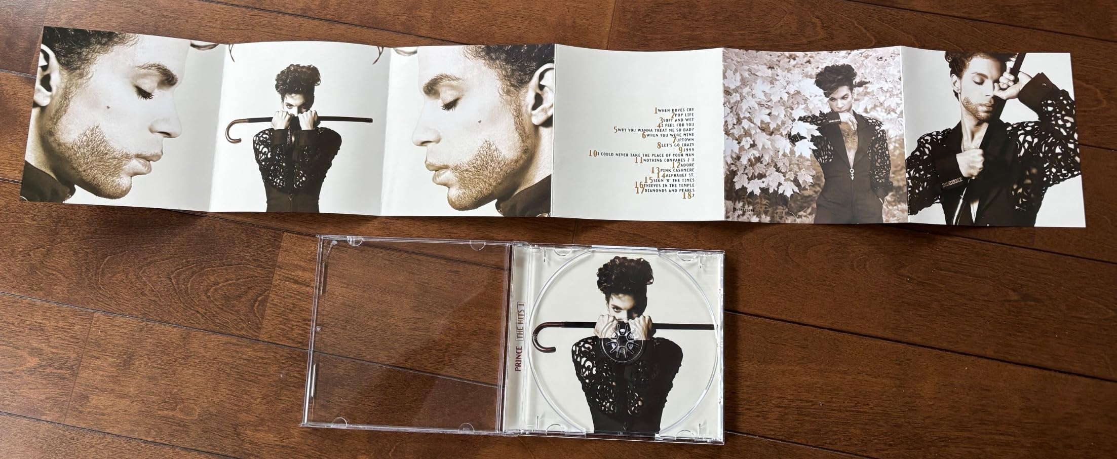 Amazon | The Hits 1 [Analog] | Prince | R&B | ミュージック