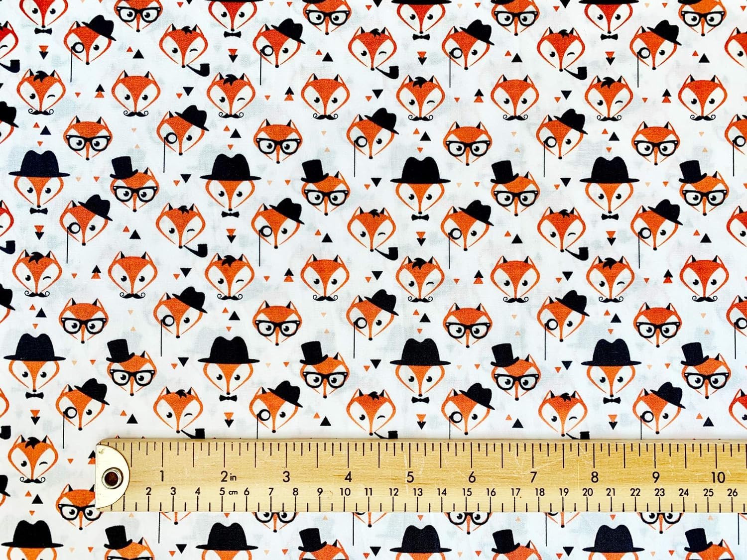 Oddies White 100% Cotton Poplin Fabric - Fabulous Fox Print - Craft Fabric Material By The Metre (Cp0715ivo)