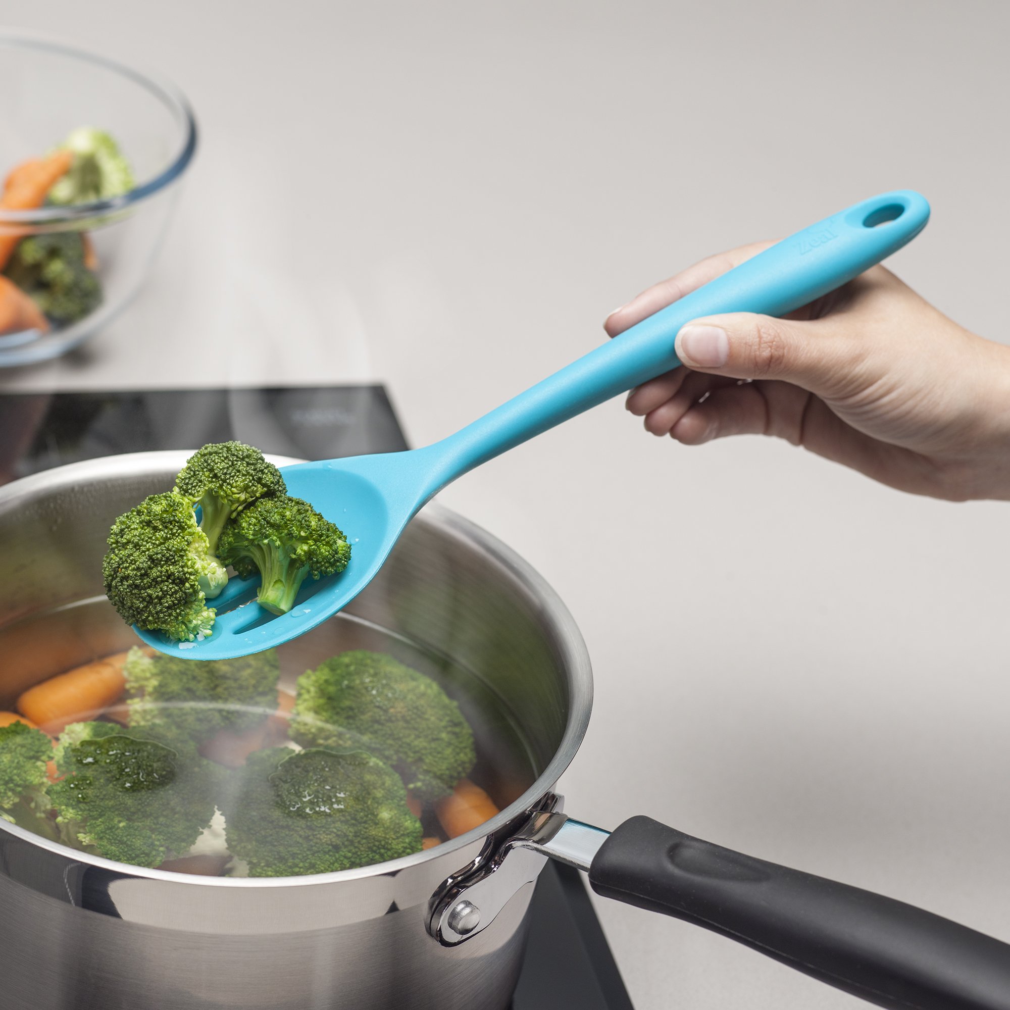 spoonさま専用 Zeal Silicone Non Scratch Slotted Spoon, Aqua Blue, 28 cm : Amazon