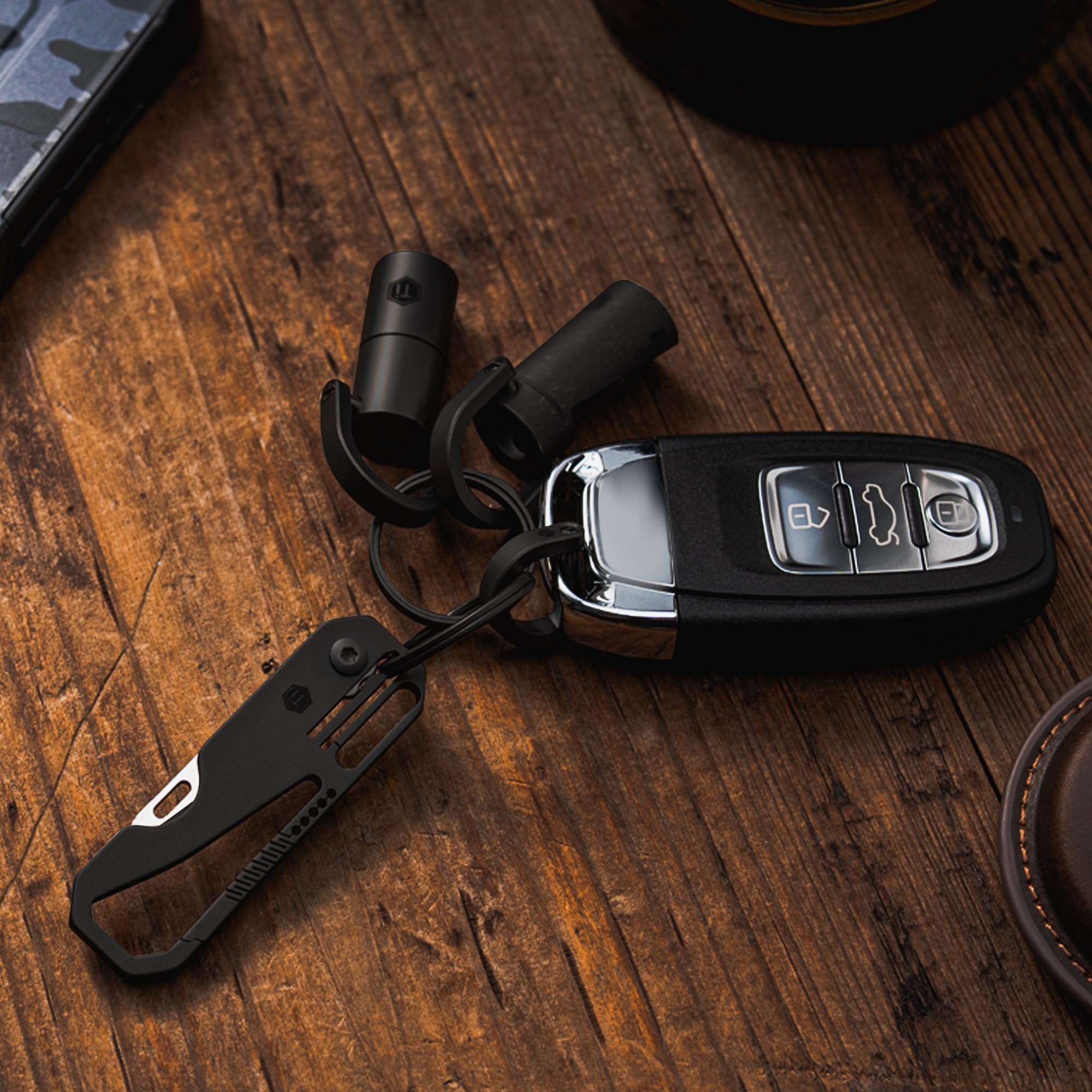 KeyUnity KK08 Couteau pliant EDC - Couteau utilitaire de poche en titane avec mousqueton pour le transport quotidien (KK08BK)