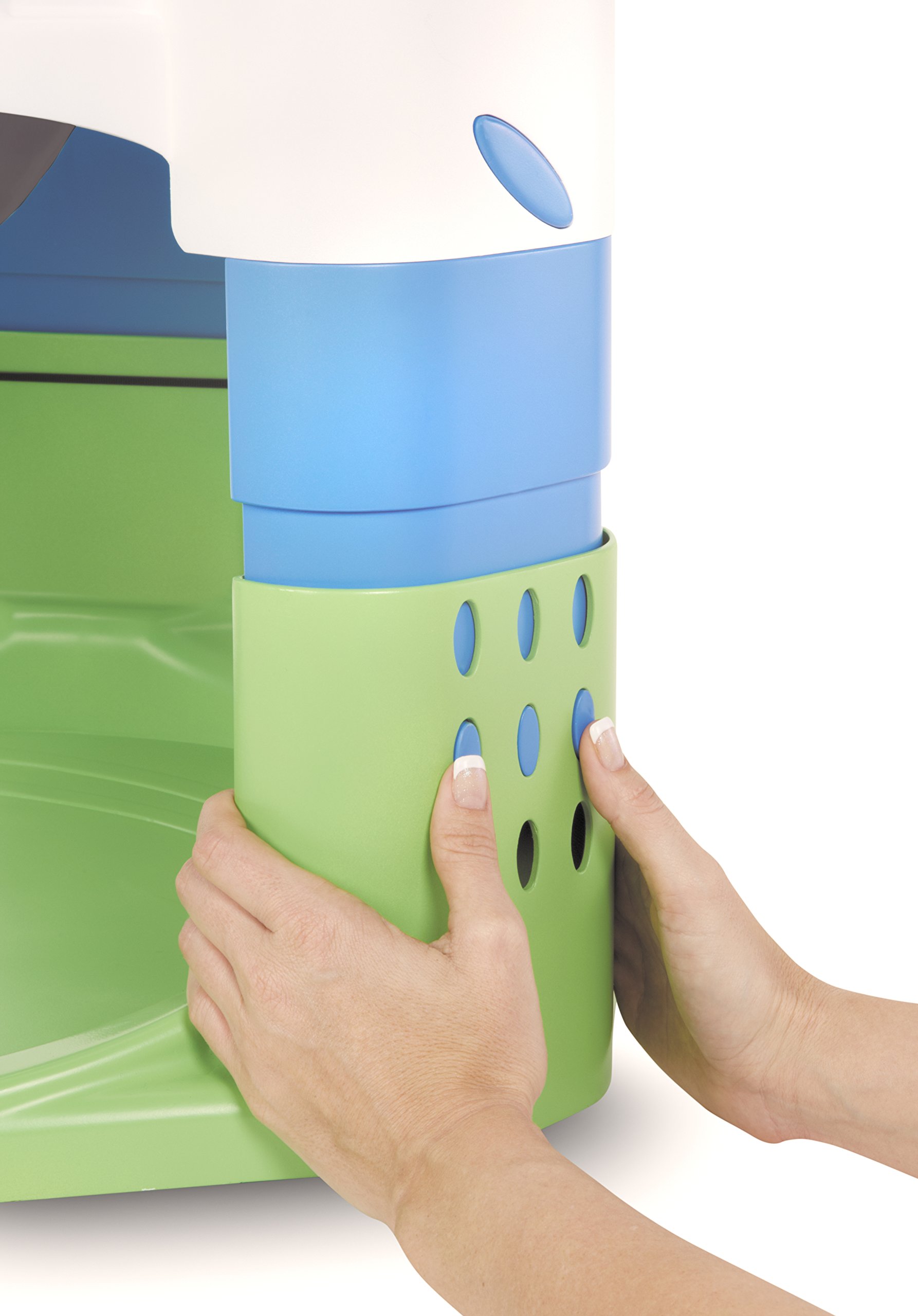Little Tikes Table d'éveil - Contient un train & des animaux de la ferme - 12 activités, des jouets d'éveil, ajustable - Encourage les jeux imaginatifs et actifs, pour les enfants âgés de 6 à 36 mois