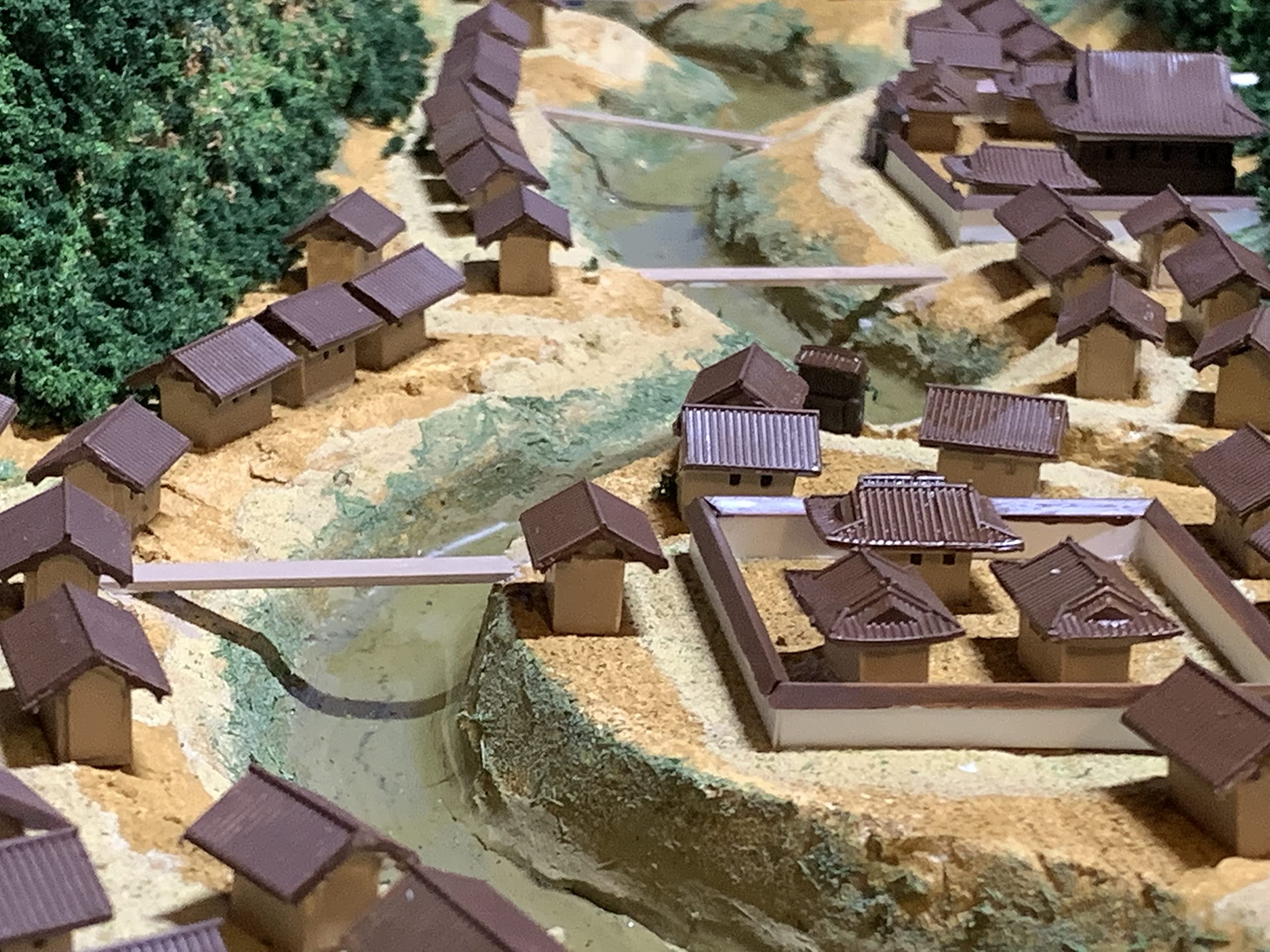 Amazon.co.jp: [完成品] 一乗谷・朝倉氏館 ケース付き 朝倉義景 お城