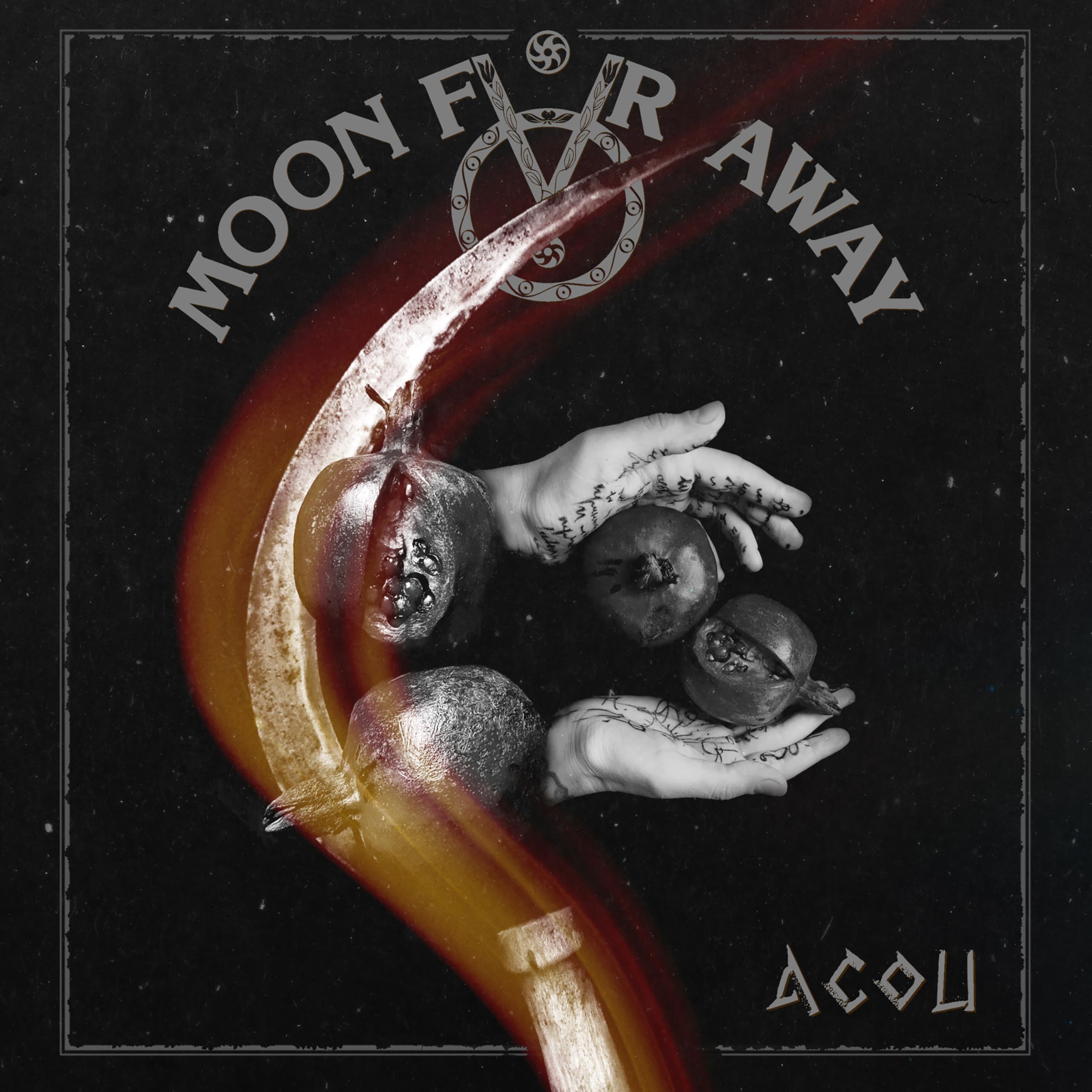 ACOU (HARDCOVER ARTBOOK 18X18 CM, 36 PAGES)