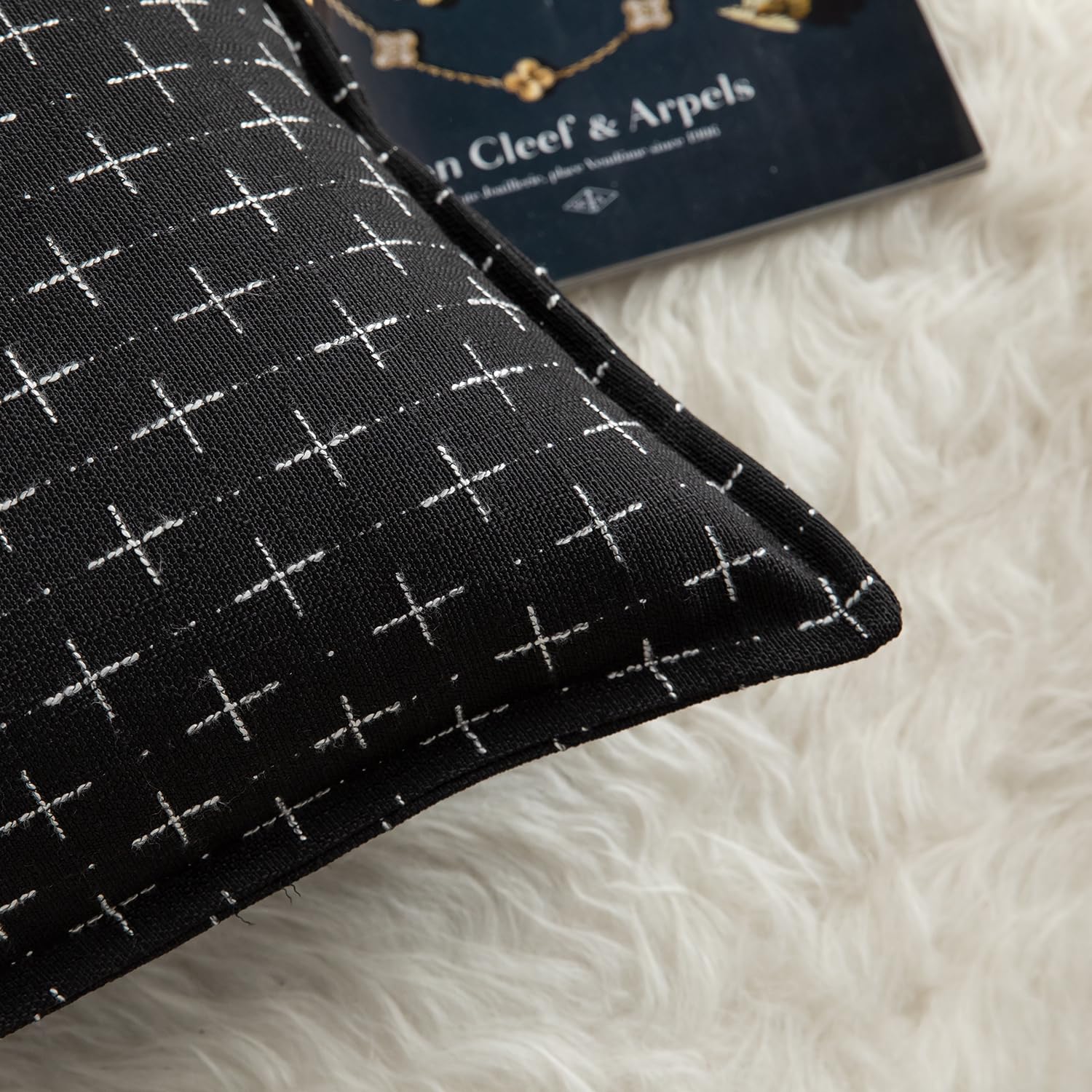 Mandioo Pack of 2 Burlap Linen Cushion Covers Woven Textured Modern Farmhouse Throw Pillow Cases Decorative Couch Sofa Bed Living Room 16 x 16 Inch 40x40 cm Black - Image 2