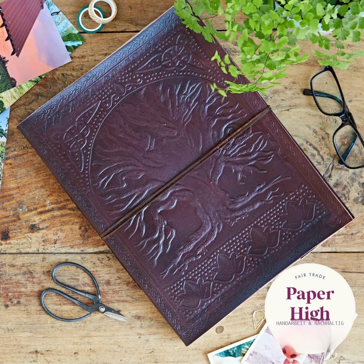 Paper High Extra Large Lebensbaum geprägtes Leder-Fotoalbum | passend für 240 6x4 oder 120 7x5 Fotos | 26 x 34 cm | Fair gehandelt & handgefertigt | Scrapbooking und Basteln