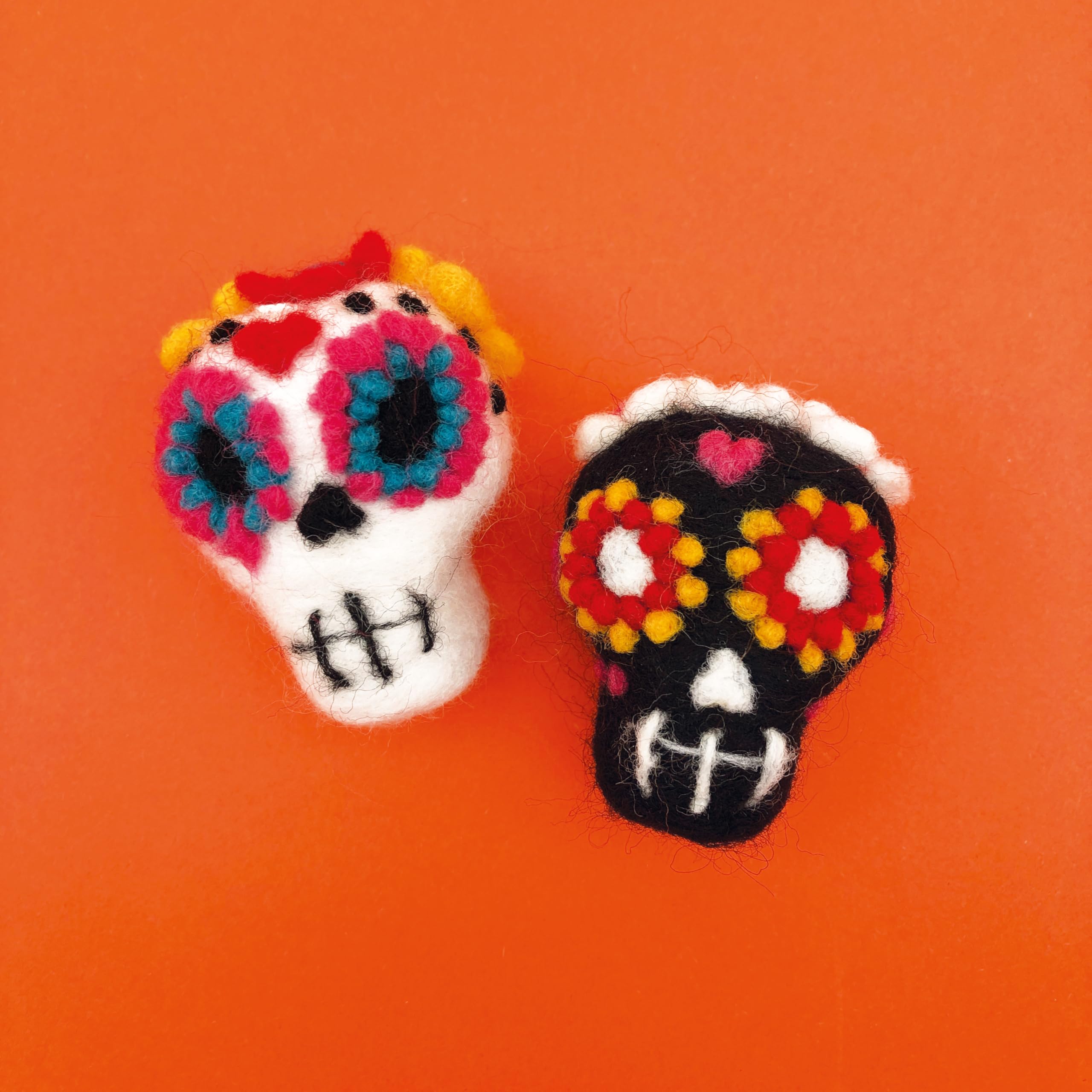 Bergin & Bath Needle Felting kit - Sugar Skulls. Learn to Make Five Halloween Decorations from Natural Wool Fibres - Image 2