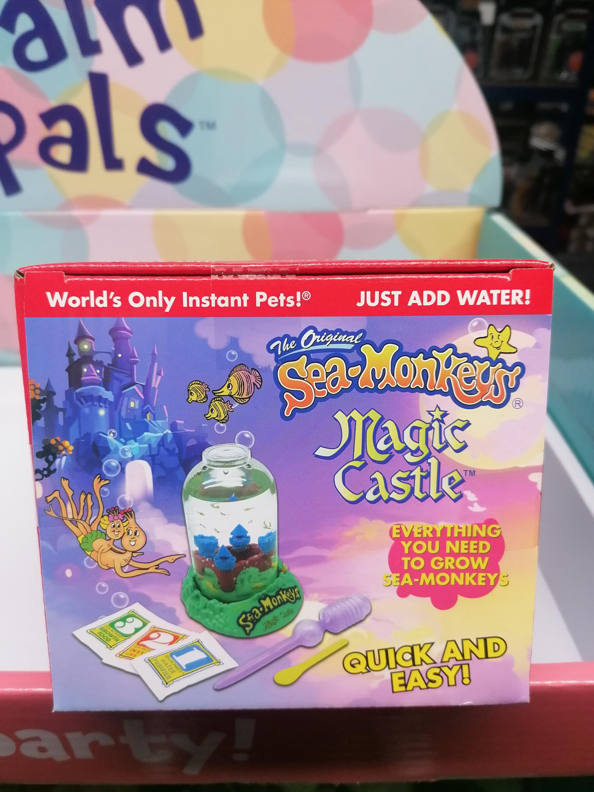 Oryginalny zestaw naukowy Sea Monkeys - Magic Castle - Grow Your Own Pets Science Kit - zawiera jajka, karmę i filtr do wody (opakowanie może się różnić)