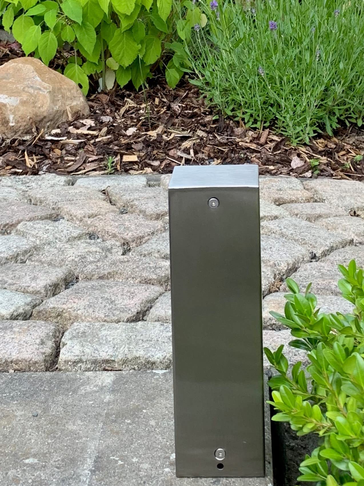 Orio - Columna de 2 enchufes (rectangular, hierro cepillado, IP 44)