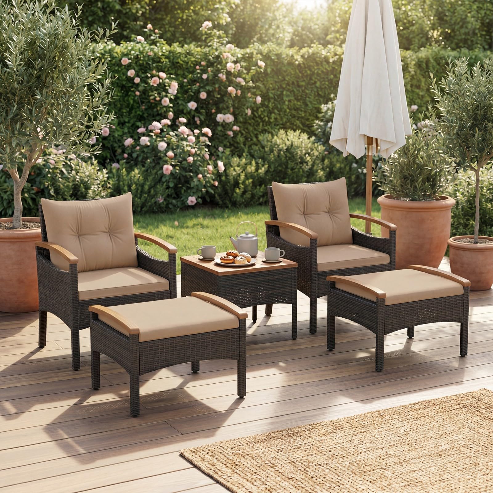 GIANTEX 5er Rattan Gartenmöbel Set, Balkonmöbel Set 2 Sessel & 2 Fußhocker & 1 Couchtisch, 5 tlg. Gartengarnitur Gartenlounge Set, Balkonset Möbel Rattanmöbel, Rattan Sessel mit Kissen(5er Set, Khaki)