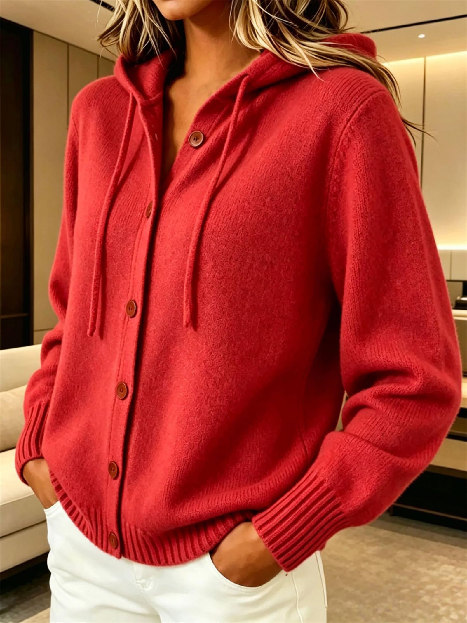 Cardigan Donna Maglia con Cappuccio Manica Lunga Bottoni Bordo Costine | Vestibilità ampia, cappuccio regolabile antivento. Ideale come strato versatile per commissioni, caffè e look casual.