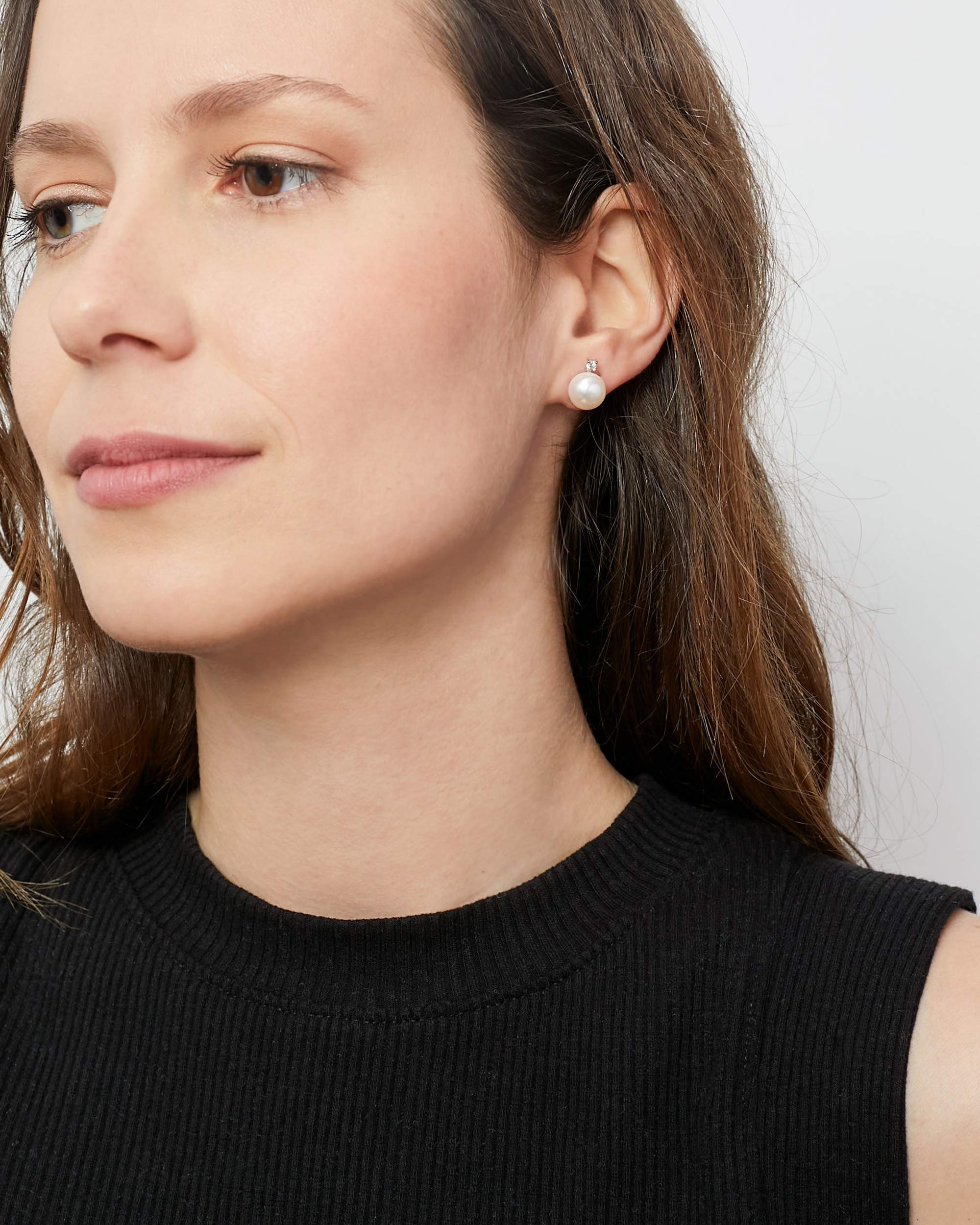 Pendientes de mujer de perlas cultivadas de agua dulce con circonita SECRET & YOU. Diseño Tú y Yo - Pendientes de Plata de Ley Rodiada de 925 milésimas con tuerca grande.