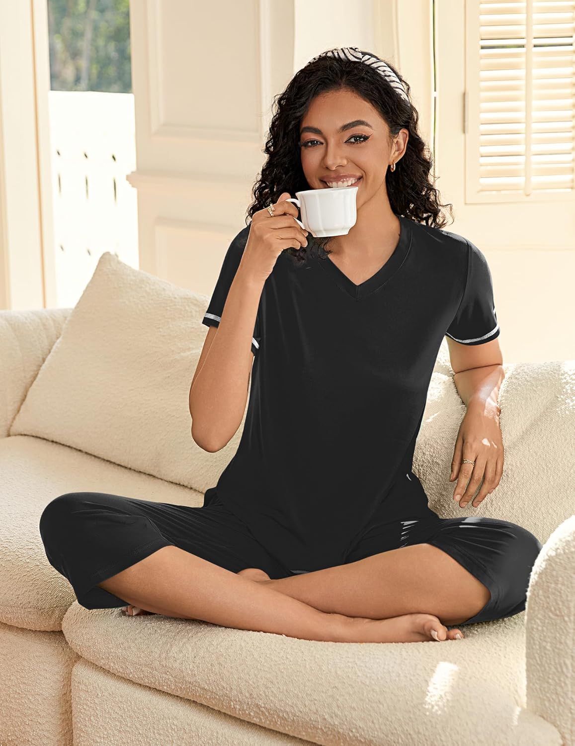 Ekouaer Women's Sleepwear Capri Pajama Sets Short Sleeve Two-Piece Pjs V Neck Tops & Capri Pants with Pockets S-3XL - Image 5