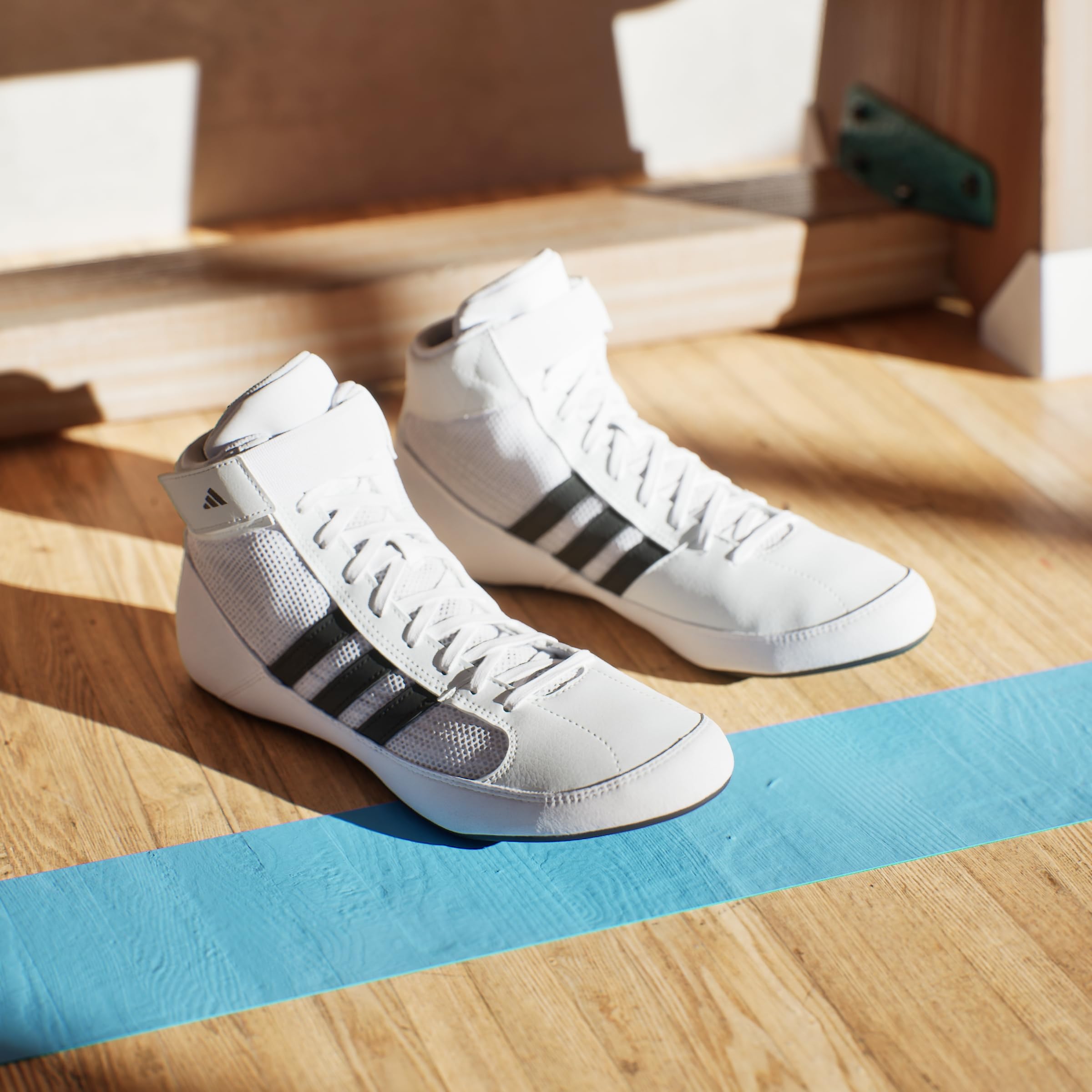 adidas Men's Zapatilla HVC